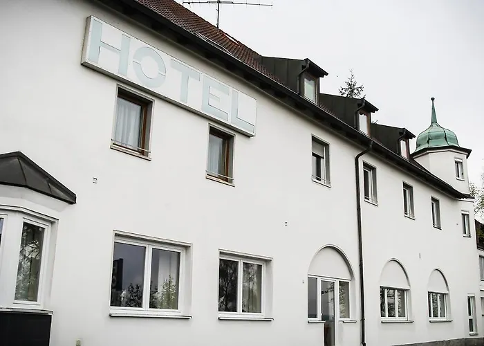 Hotel Waldlust B&B מלון